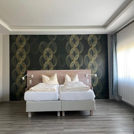 Hotel Markgraefler Hof Баденвайлер Экстерьер фото